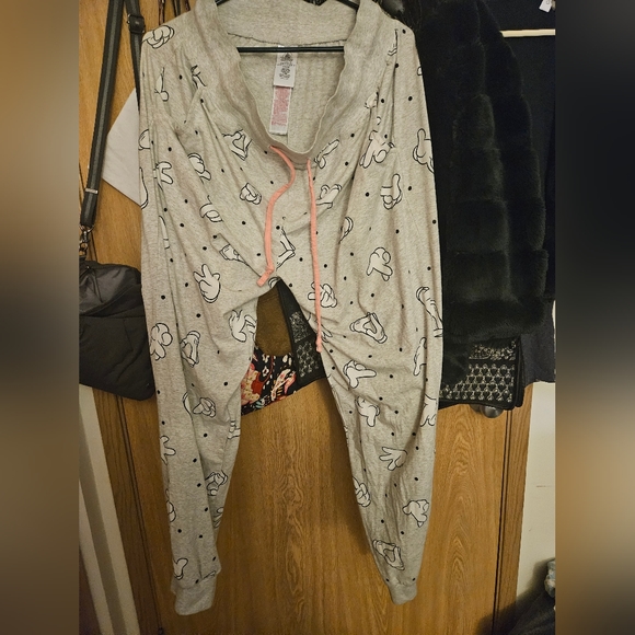 Disney mickey mouse glove lounge pants with side pockets - Picture 2 of 2